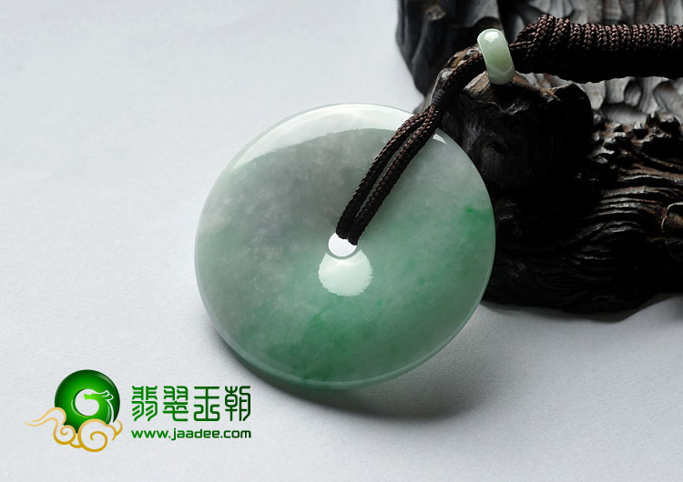 (超值推荐）糯冰种飘翠缅甸翡翠A货平安扣挂件