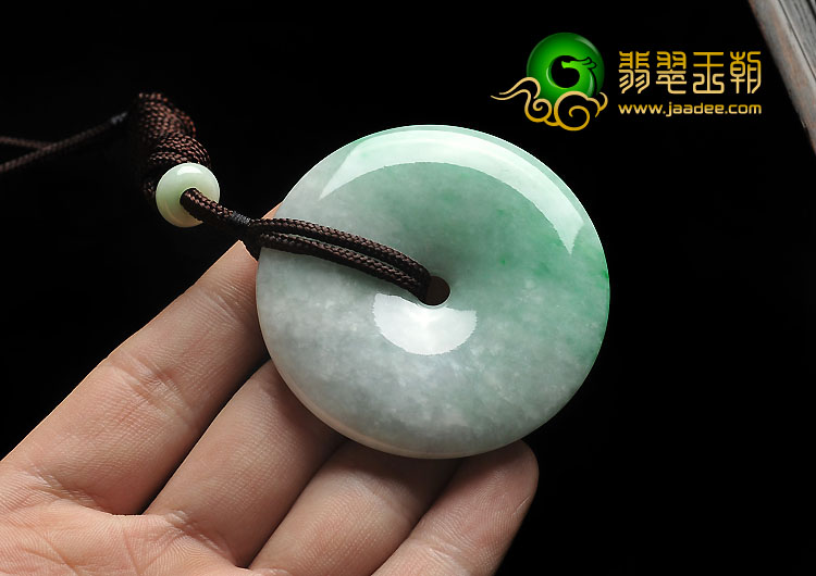 (超值推荐）糯冰种飘翠缅甸翡翠A货平安扣挂件