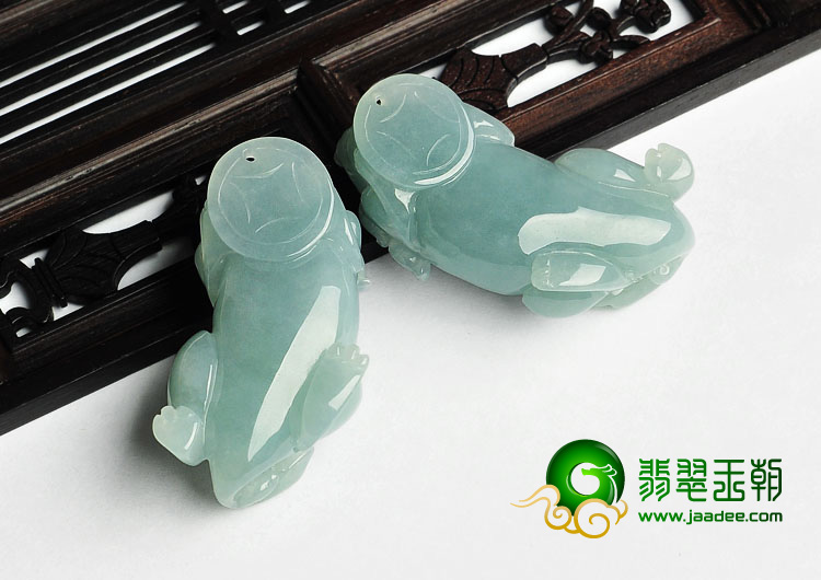 冰种晴水缅甸翡翠A货貔貅挂件（一对）