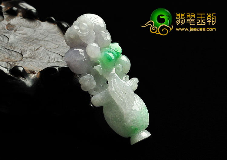 糯冰种淡春带彩缅甸翡翠A货花篮挂件