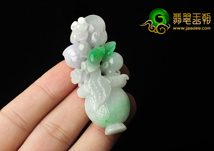 糯冰种淡春带彩缅甸翡翠A货花篮挂件
