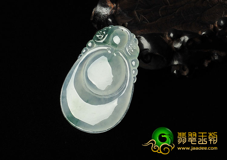 冰种飘花缅甸翡翠A货福在眼前挂件