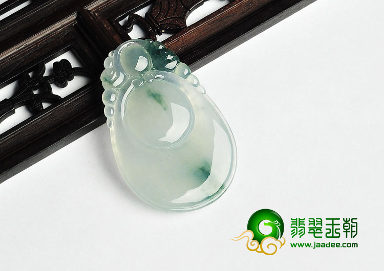 冰种飘花缅甸翡翠A货福在眼前挂件