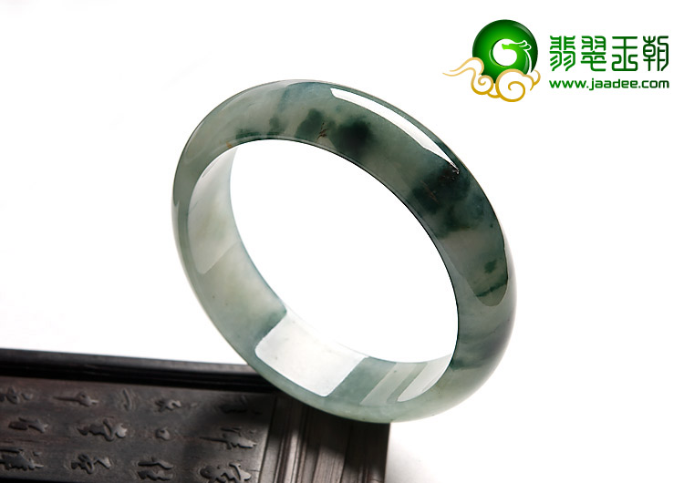 冰种飘花缅甸翡翠A货手镯（56mm）