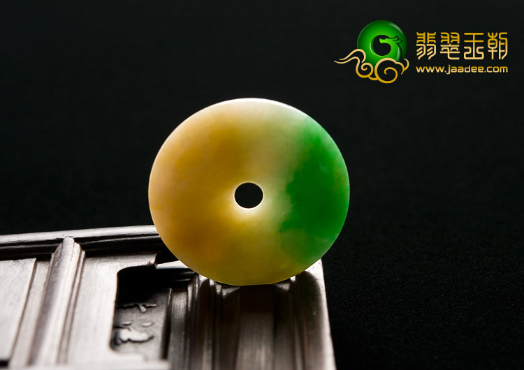 糯冰种黄加绿缅甸翡翠A货平安扣挂件