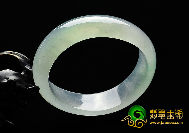 冰种晴水缅甸翡翠A货贵妃镯（54.3mm-46.5mm）