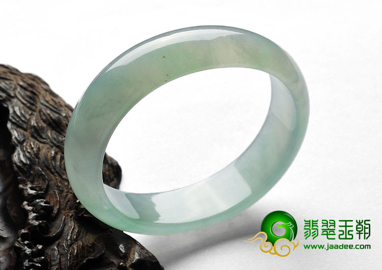 冰种晴水缅甸翡翠A货贵妃镯（56-47.4mm）