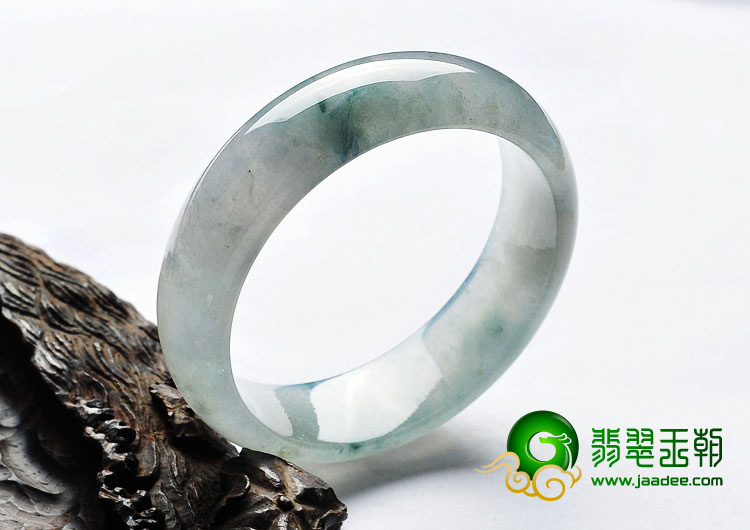 冰种飘花缅甸翡翠A货手镯（57.3mm）
