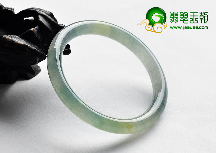 冰种飘花缅甸翡翠A货圆条手镯（47.6mm）