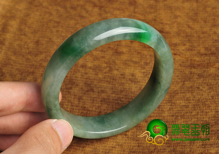 糯冰种飘花缅甸翡翠A货手镯（58.2mm）