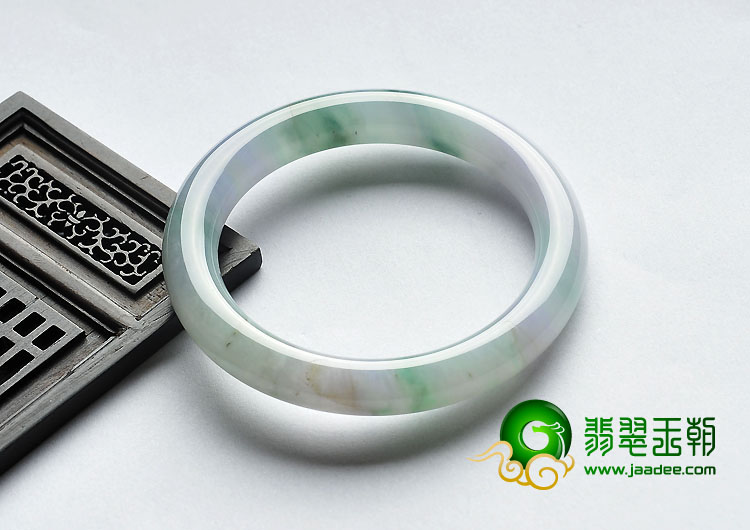 糯冰种紫罗兰飘花缅甸翡翠A货圆条手镯（56.3mm）