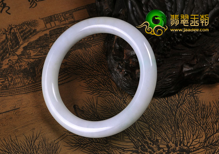 细糯种略飘翠缅甸翡翠A货圆条手镯（57mm）