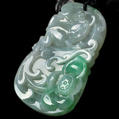 冰种翠色缅甸翡翠A货年年高升挂件