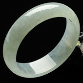 冰种淡晴水缅甸翡翠A货手镯（57.6mm）