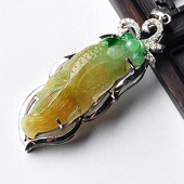 糯冰种黄加绿缅甸翡翠A货镶银金鱼胸坠（水钻）
