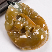 冰种褐黄翡缅甸翡翠A货年年有余挂件