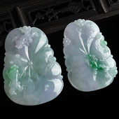 冰种春带彩缅甸翡翠A货年年有余挂件（一对）