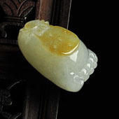 糯冰种黄翡缅甸翡翠A货知足常乐挂件