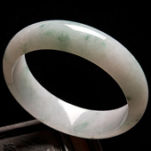 （超值推荐）糯冰种飘绿花缅甸翡翠A货手镯（57.8mm）