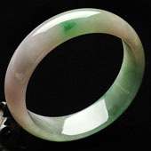 糯冰种淡春带彩缅甸翡翠A货手镯（57.3mm）