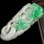 细糯种翠色缅甸翡翠A货人生如意手玩件