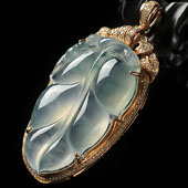 （超值推荐）冰玻种飘花缅甸翡翠A货镶玫瑰金金枝玉叶胸坠（真钻）