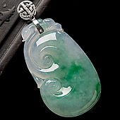 冰种飘翠缅甸翡翠A货如意挂件