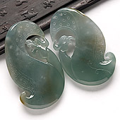 冰种晴水缅甸翡翠A货仿古龙凤牌挂件（一对）