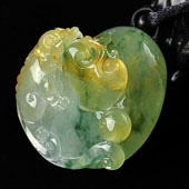 冰种黄翡飘花缅甸翡翠A货事事如意挂件