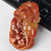 糯冰种红黄翡缅甸翡翠A货灵猴送宝挂件