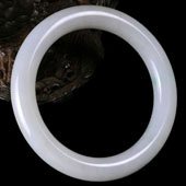 细糯种略飘翠缅甸翡翠A货圆条手镯（57mm）
