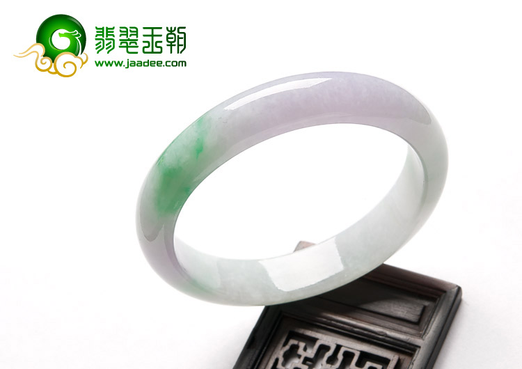 糯冰种春带彩缅甸翡翠A货手镯（57.6mm）
