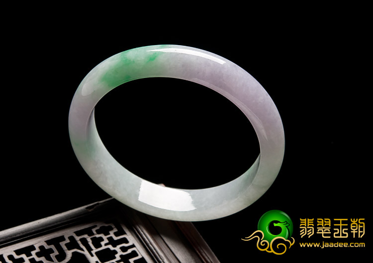 糯冰种春带彩缅甸翡翠A货手镯（57.6mm）