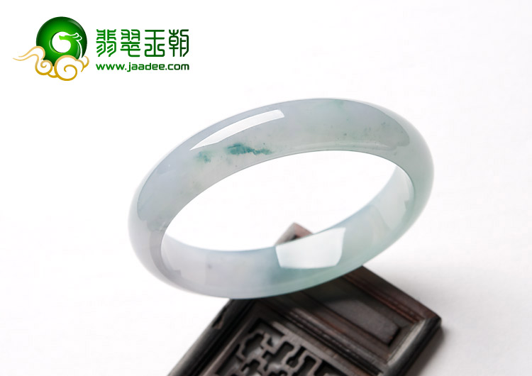 冰种略飘花缅甸翡翠A货手镯（54.7mm）