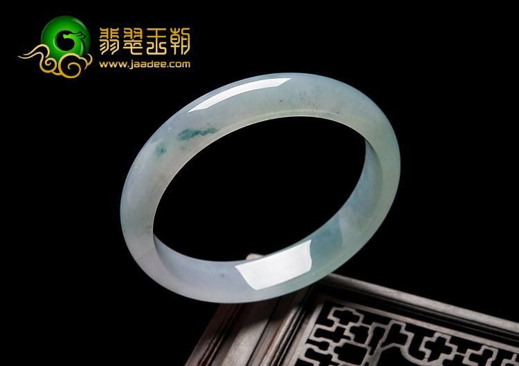 冰种略飘花缅甸翡翠A货手镯（54.7mm）