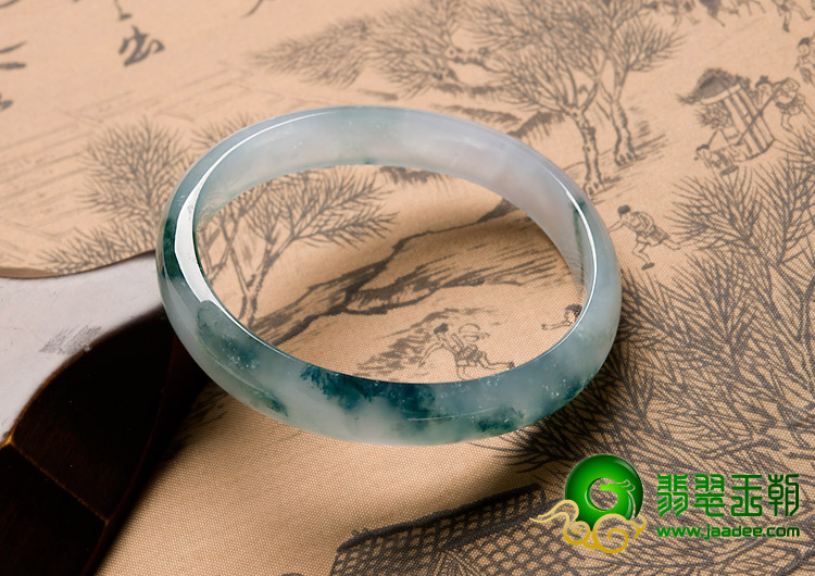 冰种飘花缅甸翡翠A货贵妃镯（55.3-48.9mm）