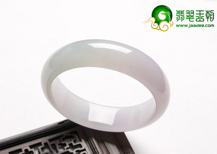 糯冰种淡晴水缅甸翡翠A货手镯（54mm）