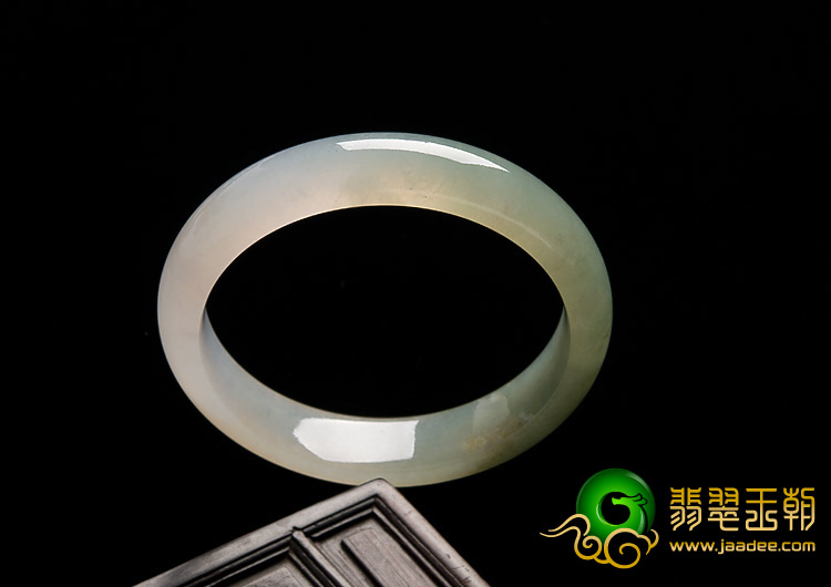 冰种淡晴水缅甸翡翠A货手镯（52.2mm）