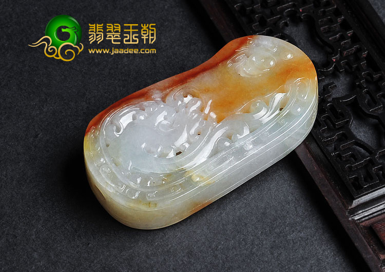 糯冰种红黄翡缅甸翡翠A货仿古龙凤牌挂件