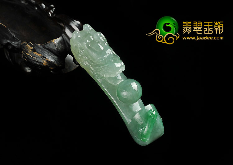 冰种晴水飘翠缅甸翡翠A货龙钩挂件