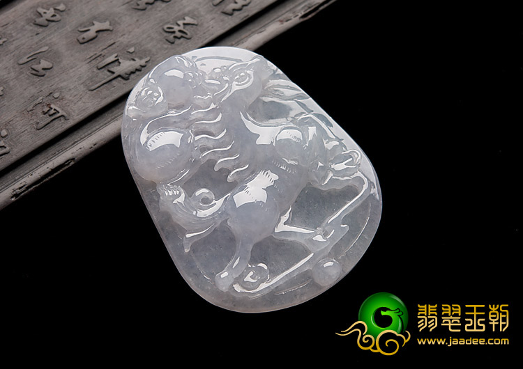 冰种晴水缅甸翡翠A货马上封侯挂件