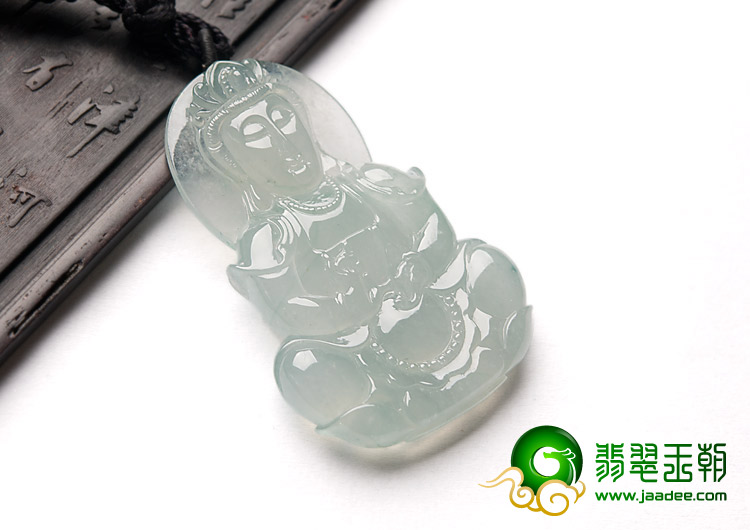 冰种淡晴水缅甸翡翠A货观音挂件