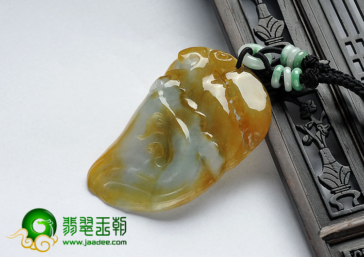 冰种黄翡缅甸翡翠A货龙头挂件
