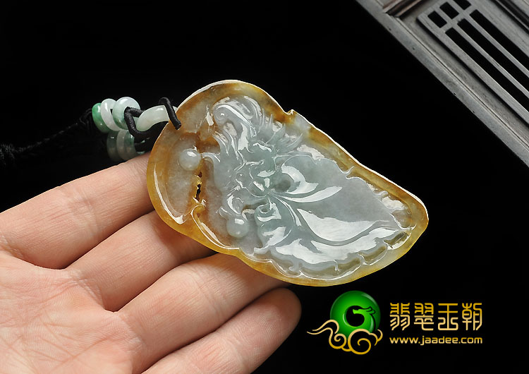 冰种黄翡缅甸翡翠A货龙头挂件