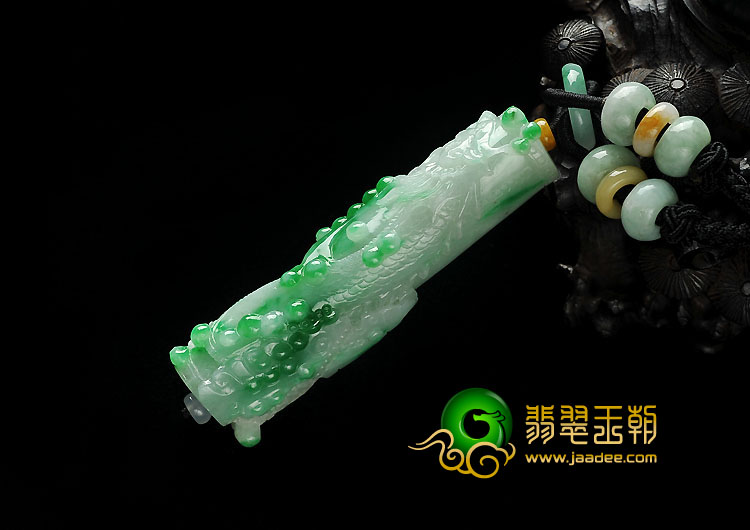 糯冰种飘翠缅甸翡翠A货龙柱挂件