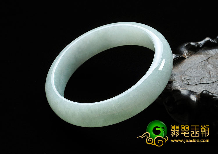 糯冰种晴水缅甸翡翠A货手镯（59.2mm）