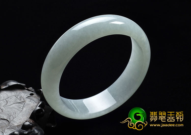 糯冰种晴水缅甸翡翠A货手镯（59.2mm）