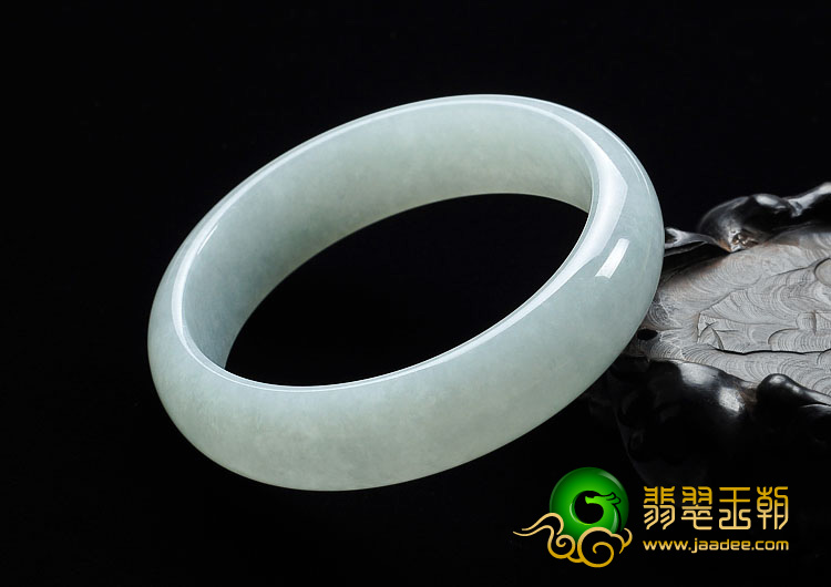 糯冰种晴水缅甸翡翠A货手镯（59.2mm）