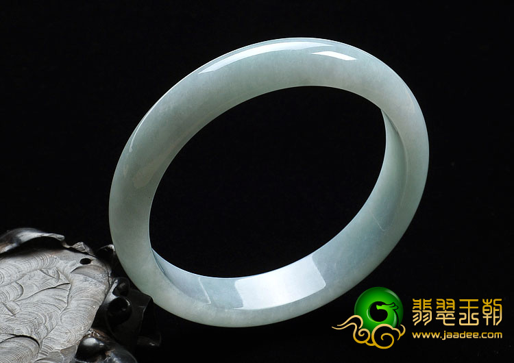 糯冰种晴水缅甸翡翠A货手镯（61mm）