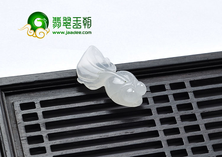 冰种缅甸翡翠A货小金鱼挂件